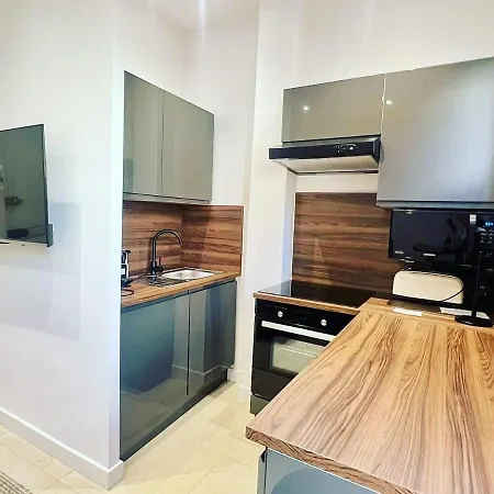 Appartement Magnifique Proche Toutes Commoditees *